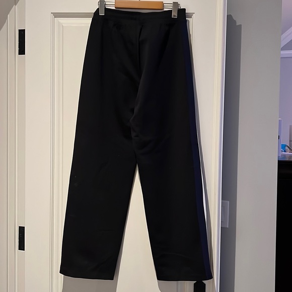 Lululemon wide leg track pant - Picture 5 of 5